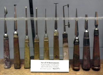 Instruments for removing salivary calculus